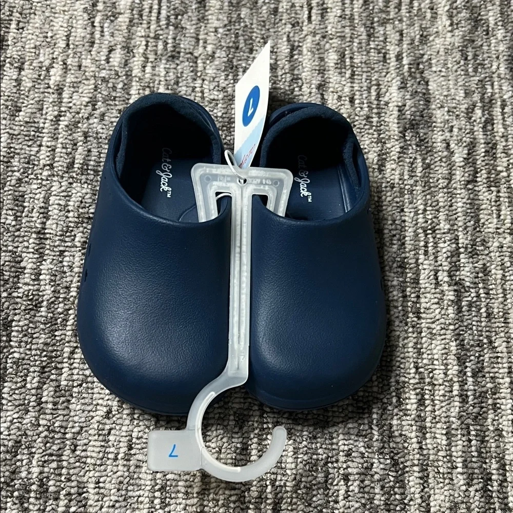 Cat & Jack Dark Blue Kids Slippers Size 7